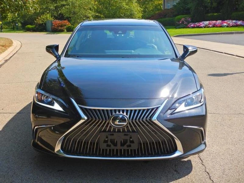 2021 Lexus ES 7th Gen - Image 4 of 20