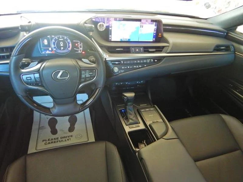 2021 Lexus ES 7th Gen - Image 2 of 20