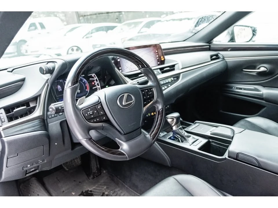 2021 Lexus ES 7th Gen - Image 6 of 20