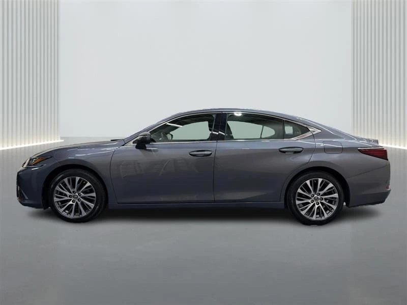 2021 Lexus ES 7th Gen - Image 2 of 19