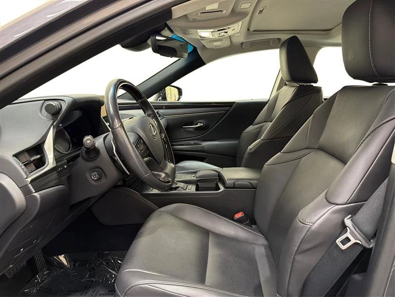 2021 Lexus ES 7th Gen - Image 8 of 19