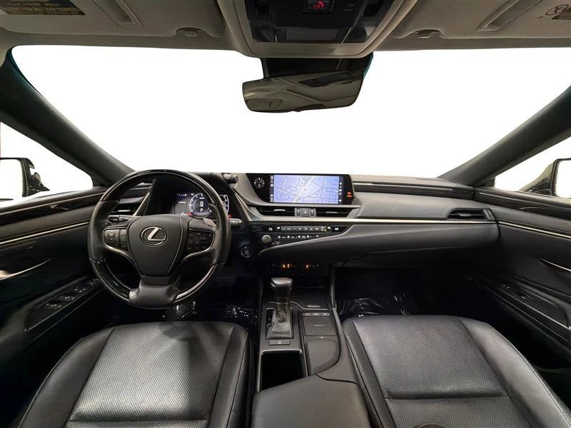 2021 Lexus ES 7th Gen - Image 19 of 19