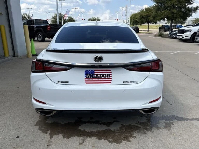 2021 Lexus ES 7th Gen - Image 3 of 6