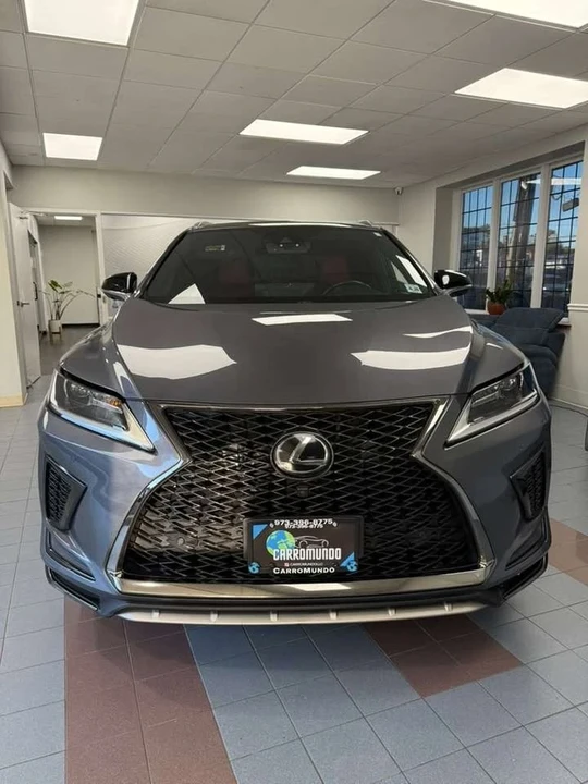 2021 Lexus IS 3rd Gen - Image 2 of 12