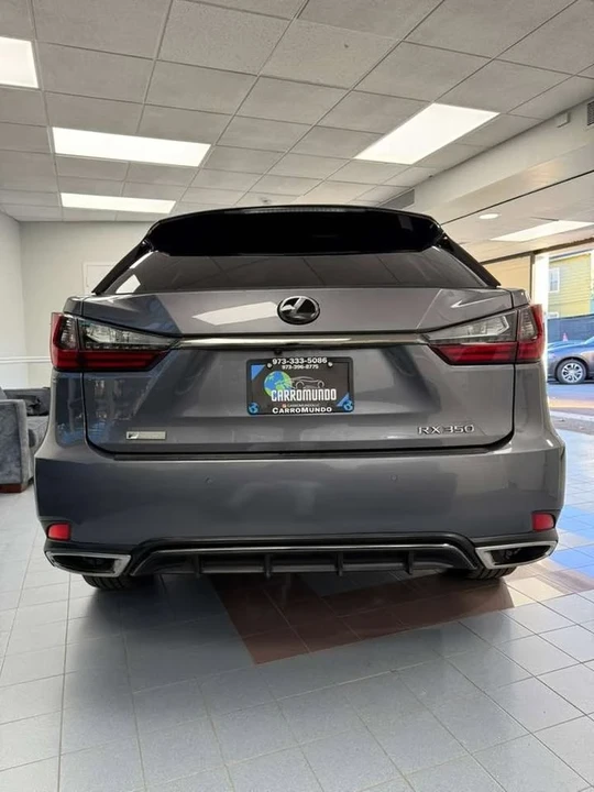 2021 Lexus IS 3rd Gen - Image 6 of 12