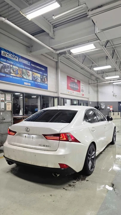 2016 Lexus IS 3rd Gen - Image 5 of 12