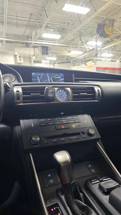 2016 Lexus IS 3rd Gen - Image 8 of 12