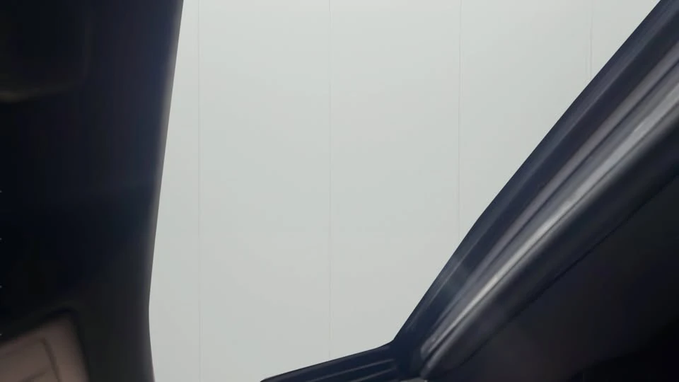 2021 Lexus IS 3rd Gen - Image 17 of 19