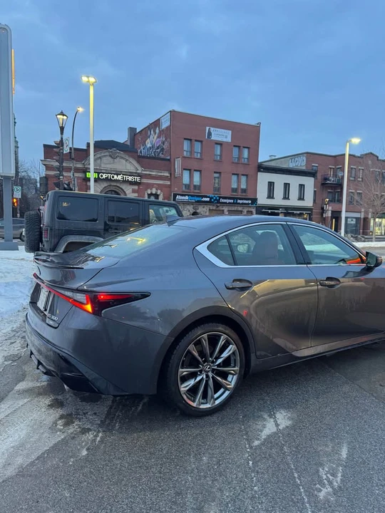 2021 Lexus IS 3rd Gen - Image 5 of 9