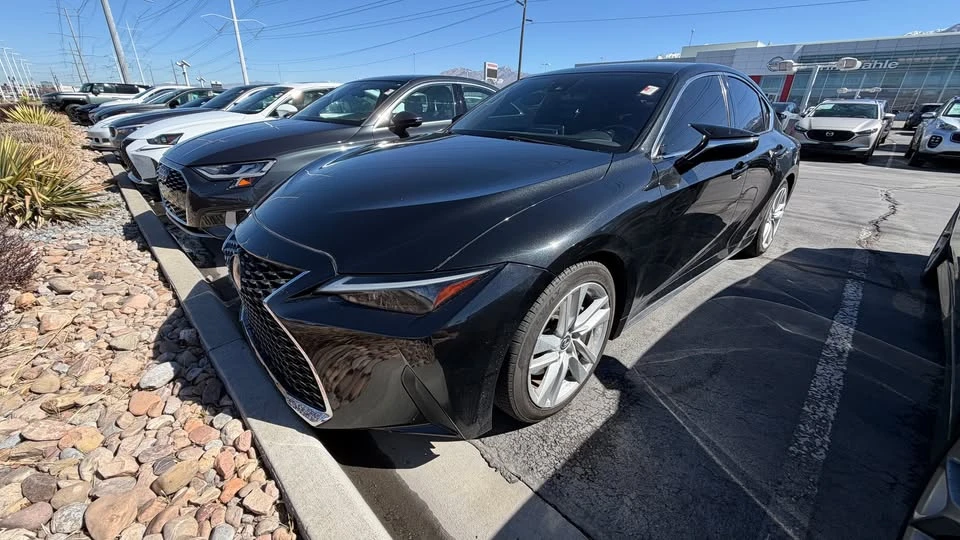 2021 Lexus IS 3rd Gen - Image 2 of 7