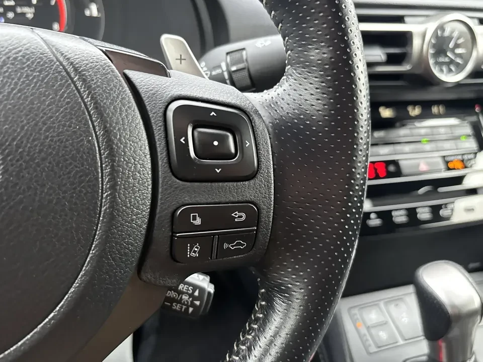 2021 Lexus IS 3rd Gen - Image 7 of 15