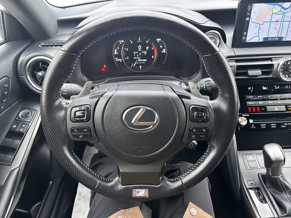 2021 Lexus IS 3rd Gen - Image 9 of 15