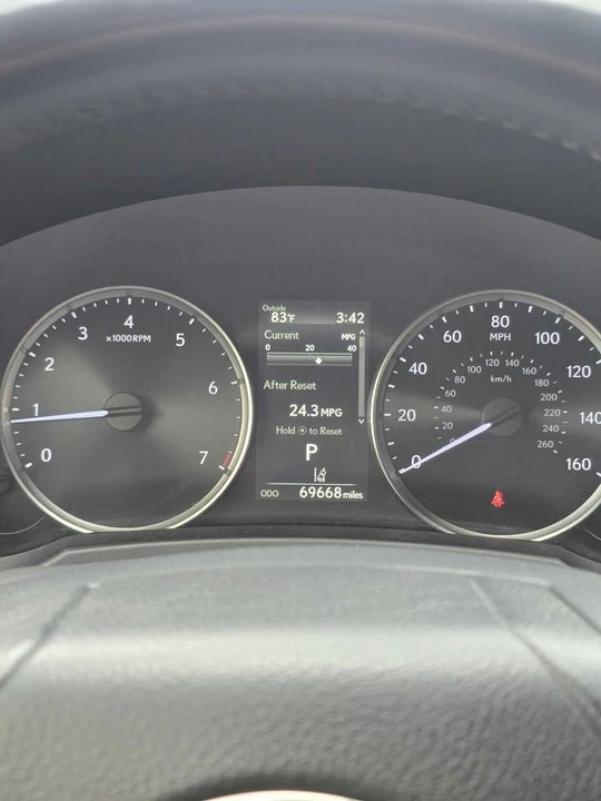 2021 Lexus IS 3rd Gen - Image 15 of 16