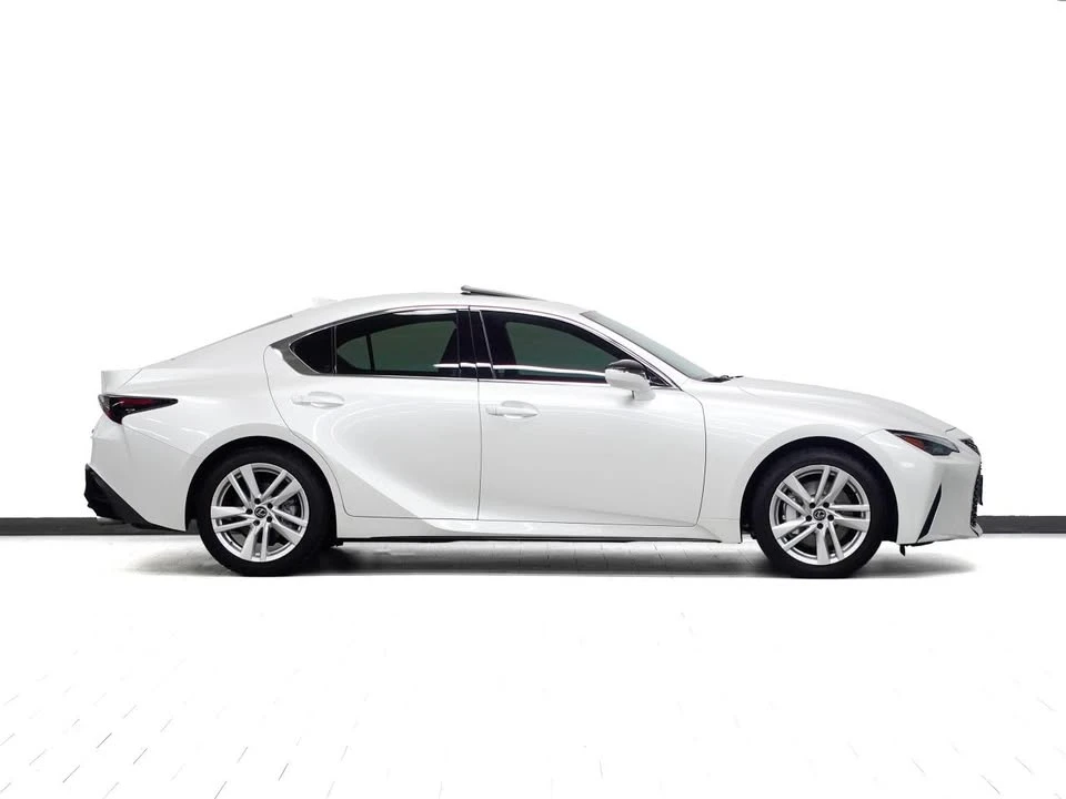 2021 Lexus IS 3rd Gen - Image 3 of 20
