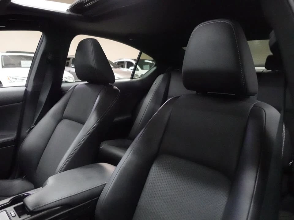 2021 Lexus IS 3rd Gen - Image 14 of 20