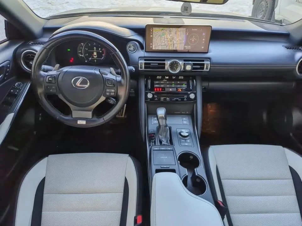 2021 Lexus IS 3rd Gen - Image 9 of 16