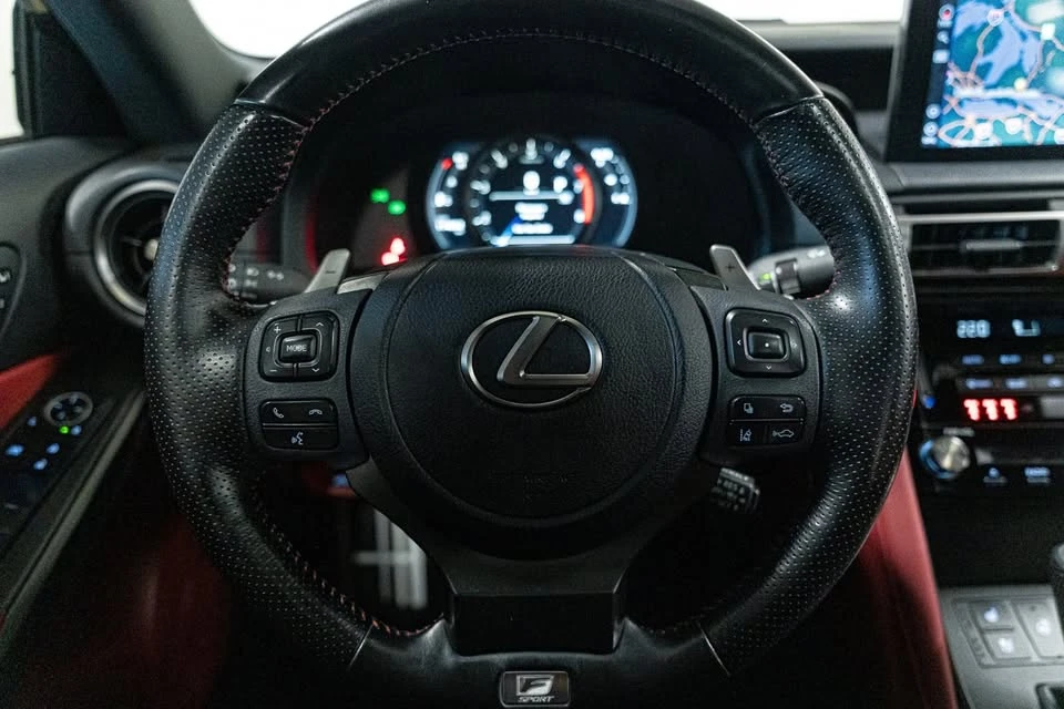 2021 Lexus IS 3rd Gen - Image 11 of 20