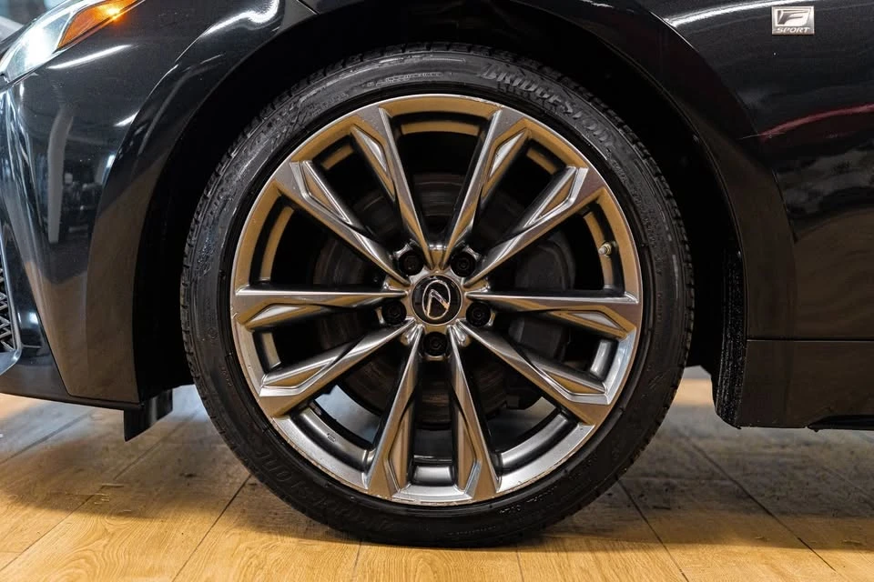 2021 Lexus IS 3rd Gen - Image 6 of 20