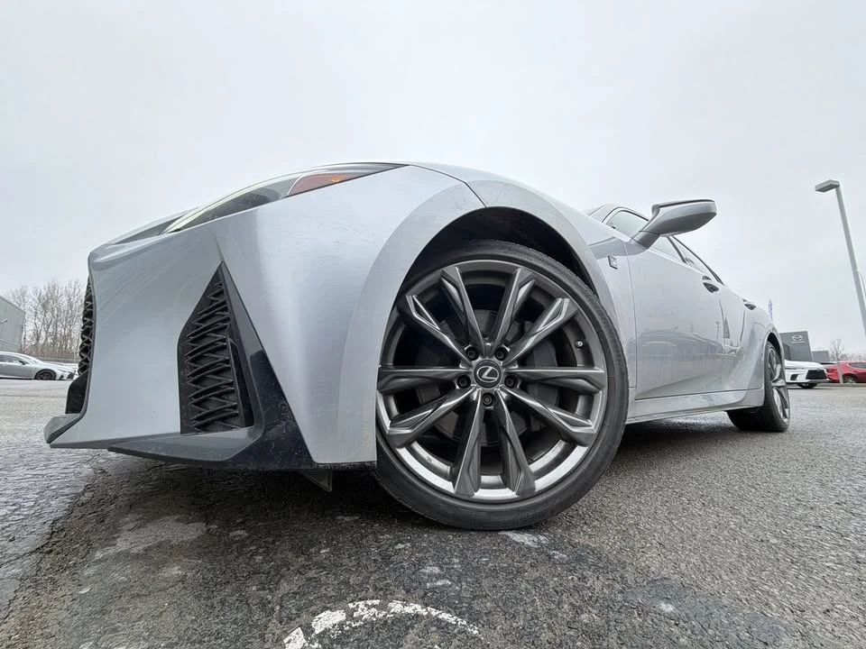 2021 Lexus IS 3rd Gen - Image 18 of 18