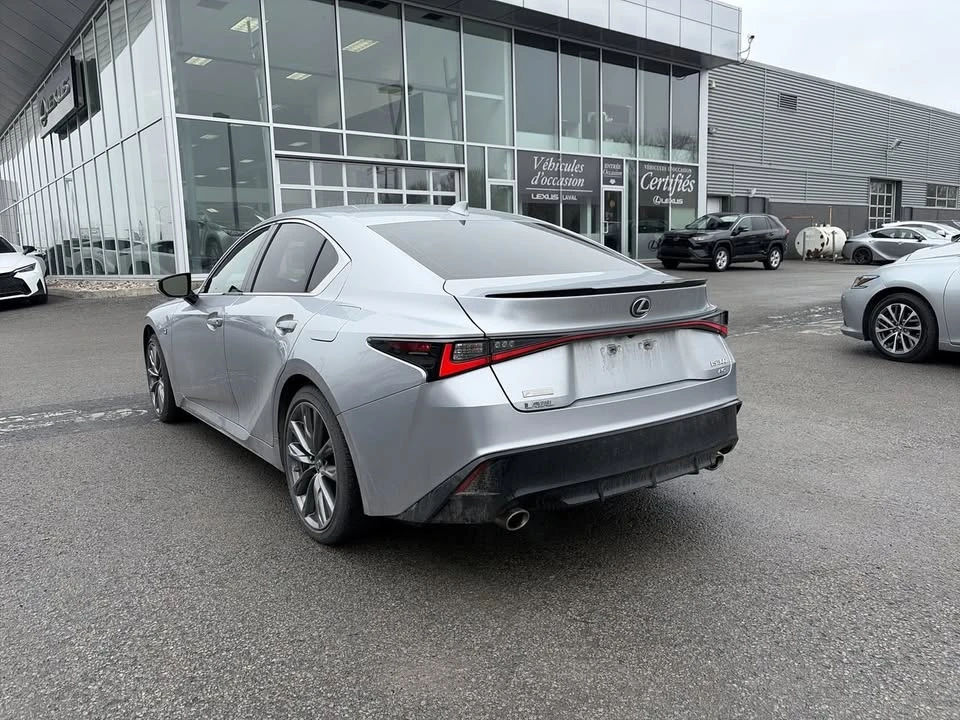 2021 Lexus IS 3rd Gen - Image 11 of 18