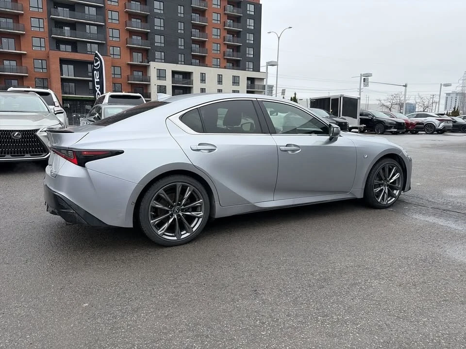 2021 Lexus IS 3rd Gen - Image 15 of 18