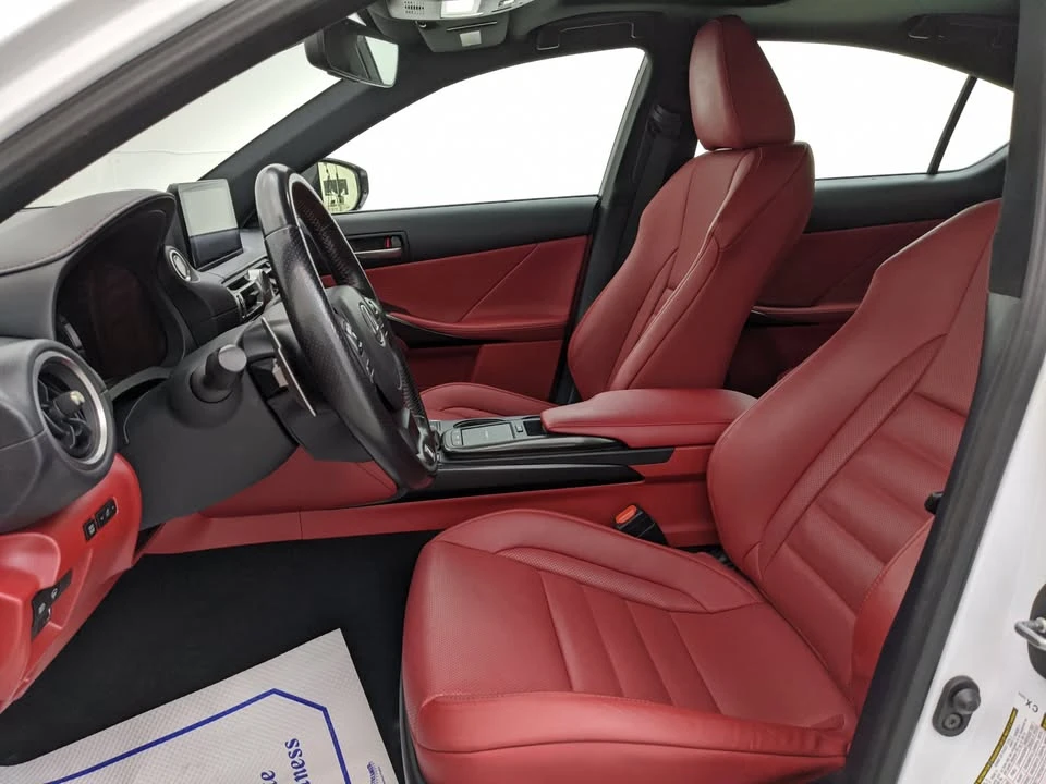2021 Lexus IS 3rd Gen - Image 4 of 4