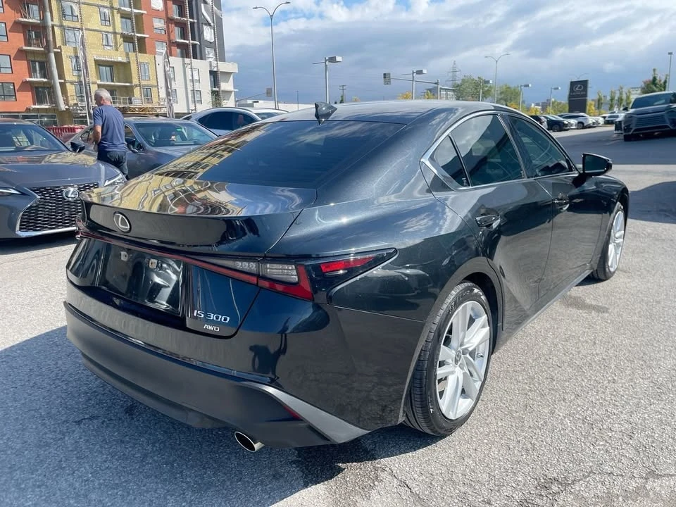 2021 Lexus IS 3rd Gen - Image 14 of 19