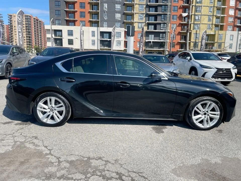 2021 Lexus IS 3rd Gen - Image 16 of 19