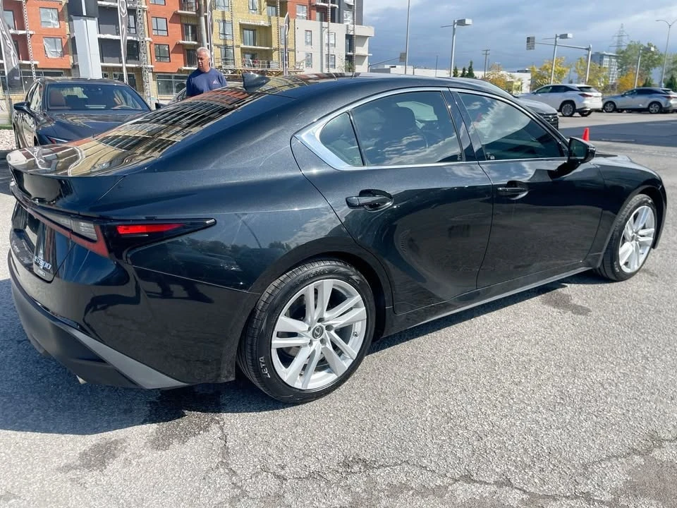 2021 Lexus IS 3rd Gen - Image 15 of 19