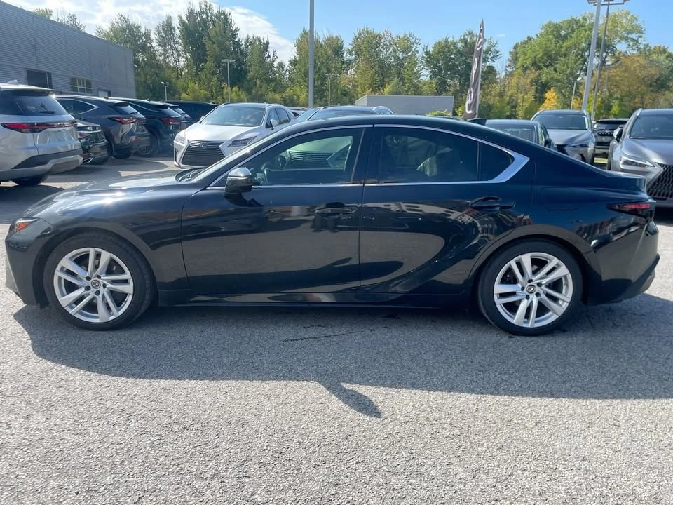 2021 Lexus IS 3rd Gen - Image 8 of 19