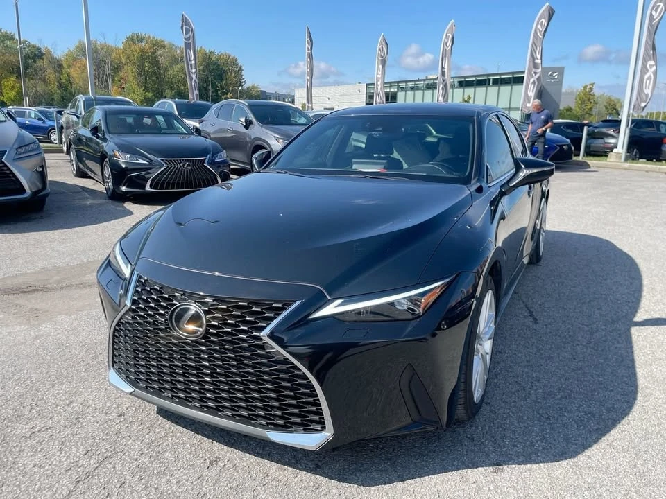 2021 Lexus IS 3rd Gen - Image 5 of 19