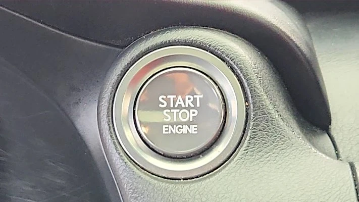 2021 Lexus IS 3rd Gen - Image 17 of 19