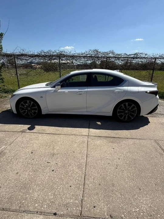 2021 Lexus IS 3rd Gen - Image 7 of 11