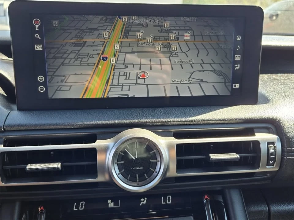 2021 Lexus IS 3rd Gen - Image 11 of 19
