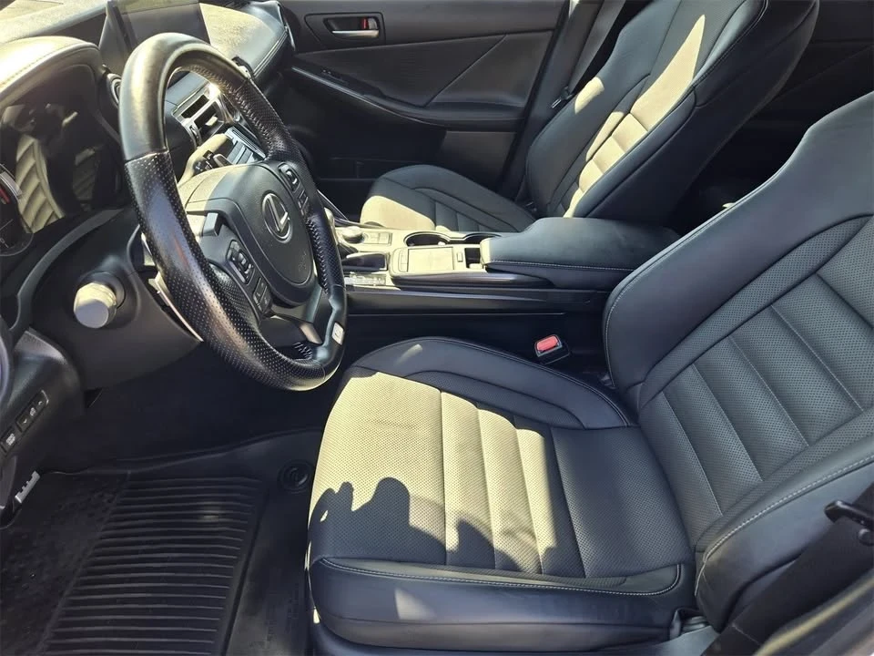 2021 Lexus IS 3rd Gen - Image 8 of 19