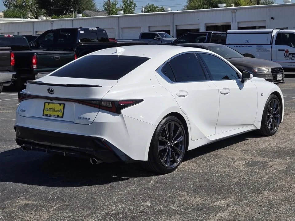 2021 Lexus IS 3rd Gen - Image 3 of 19