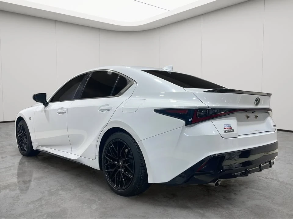 2021 Lexus IS 3rd Gen - Image 3 of 15