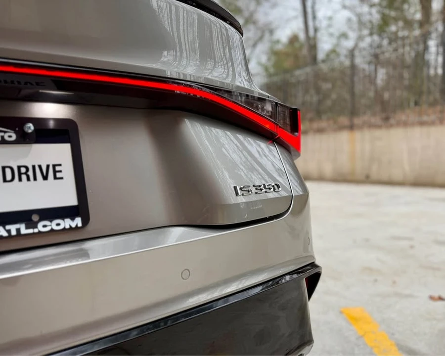 2021 Lexus IS 3rd Gen - Image 10 of 19
