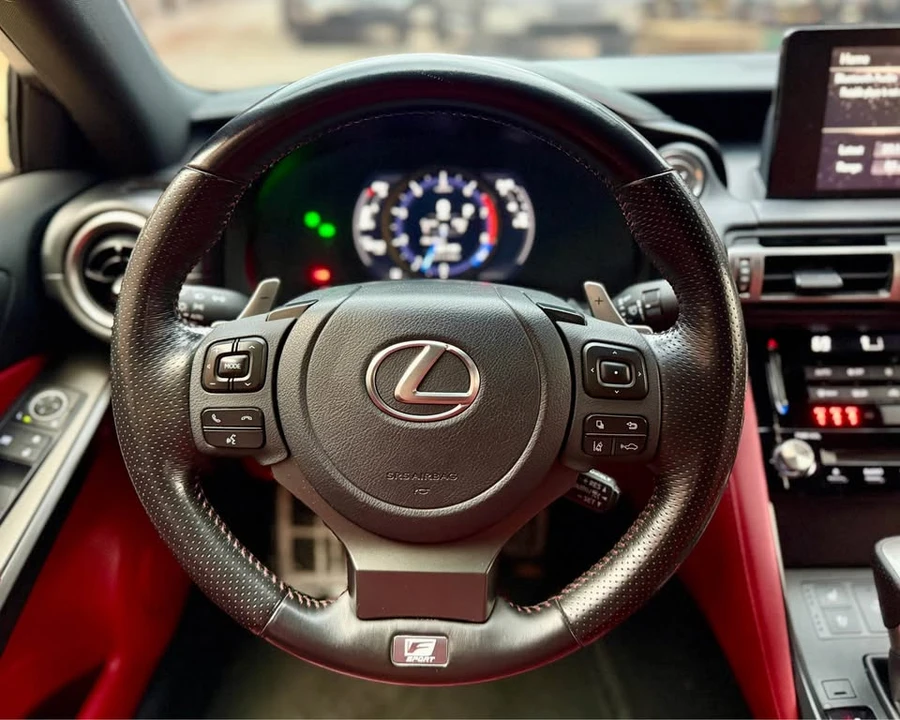 2021 Lexus IS 3rd Gen - Image 17 of 19