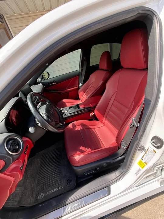 2021 Lexus IS 3rd Gen - Image 15 of 20