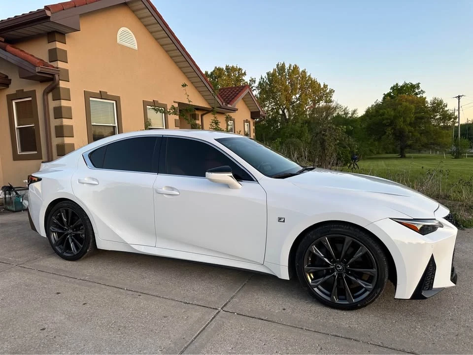 2021 Lexus IS 3rd Gen - Image 5 of 20