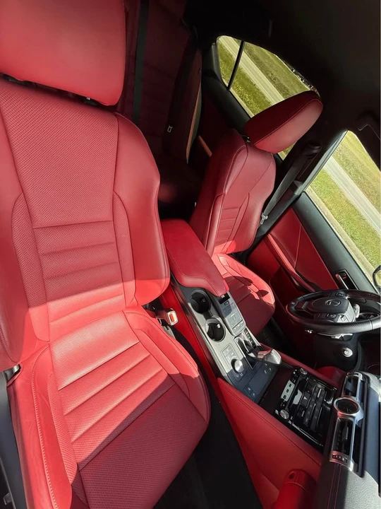 2021 Lexus IS 3rd Gen - Image 17 of 20