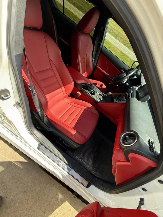 2021 Lexus IS 3rd Gen - Image 19 of 20