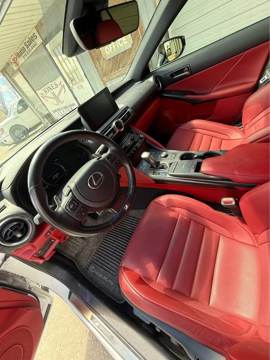 2021 Lexus IS 3rd Gen - Image 14 of 20