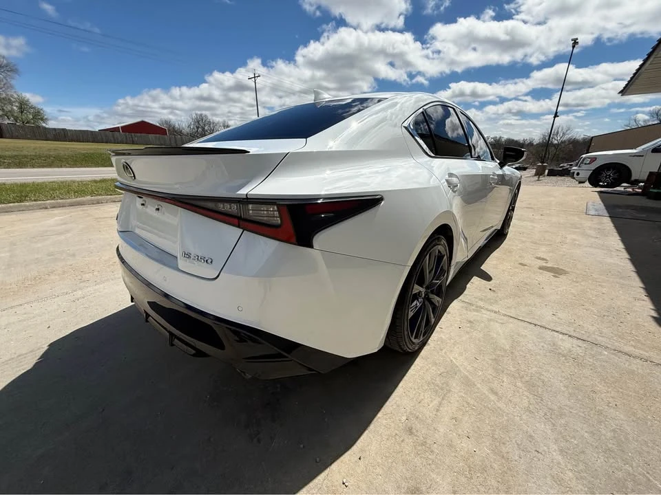 2021 Lexus IS 3rd Gen - Image 13 of 20