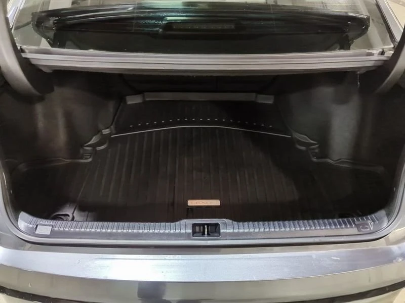2021 Lexus IS 3rd Gen - Image 9 of 20