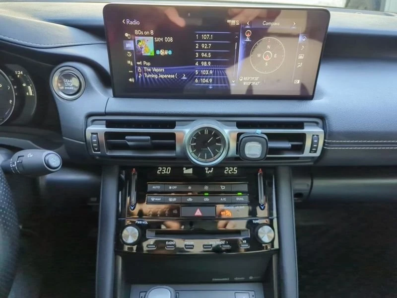 2021 Lexus IS 3rd Gen - Image 14 of 20