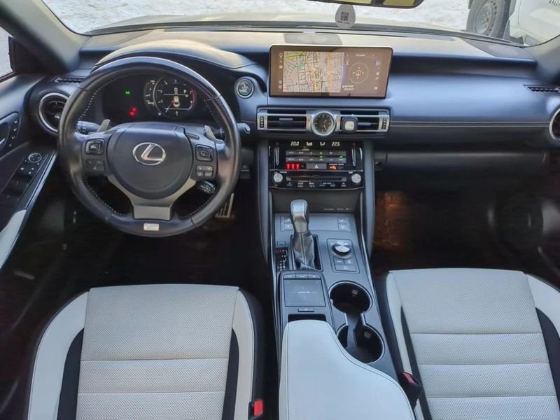 2021 Lexus IS 3rd Gen - Image 19 of 20