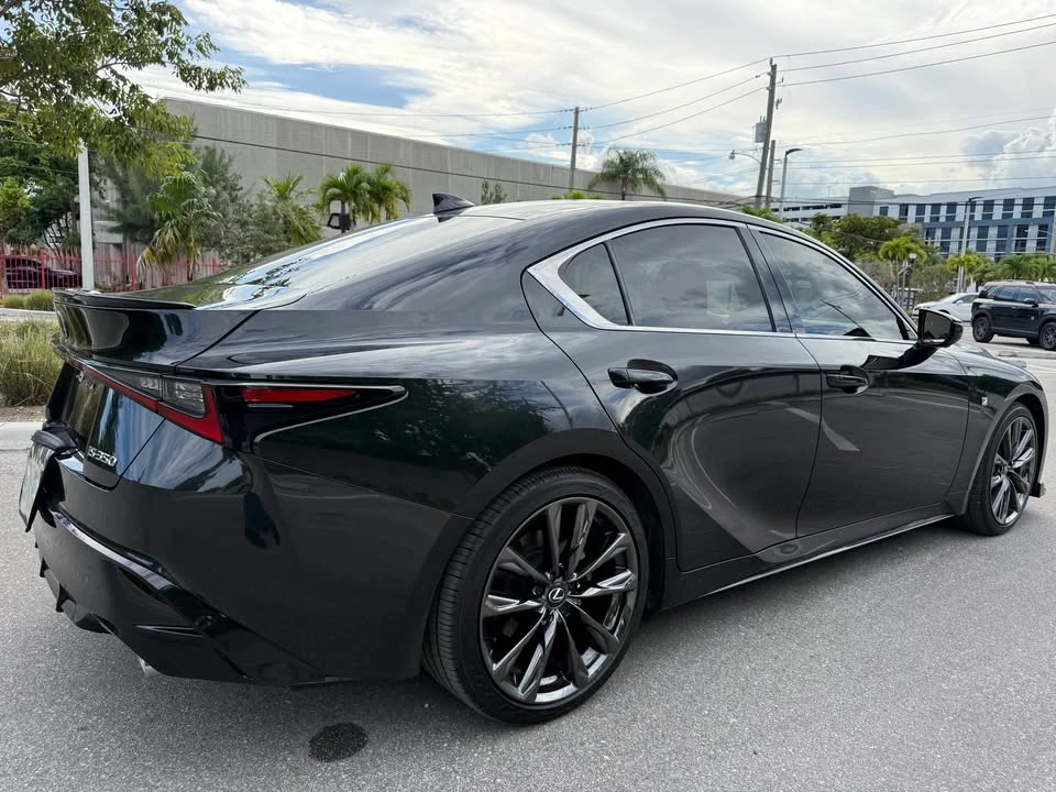 2021 Lexus IS 3rd Gen - Image 4 of 13