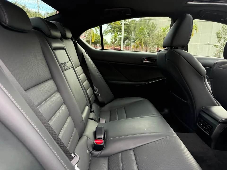 2021 Lexus IS 3rd Gen - Image 9 of 13